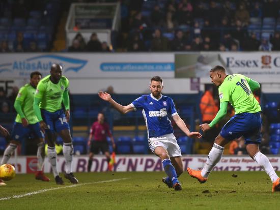 Zohore strikes to boost Cardiff’s promotion prospects