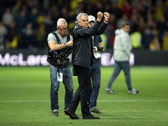 Mourinho praises Fellaini for helping solve Man United’s defensive ‘instability’