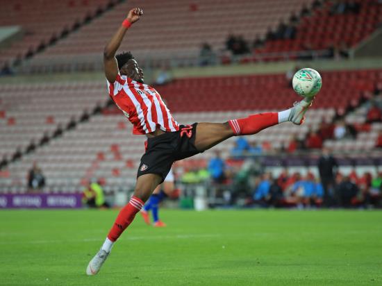 Sunderland back on track with thrashing of Rochdale