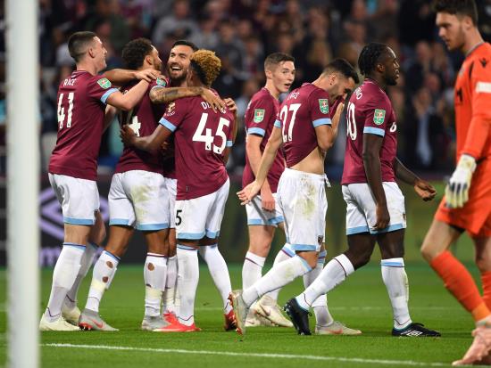 West Ham thump Macclesfield to coast into Carabao Cup fourth round