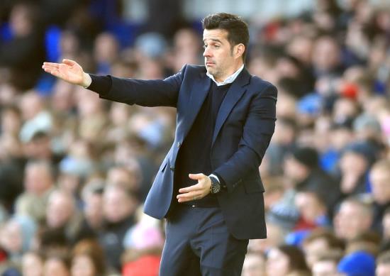 Silva critical of Everton after defeat to Leicester