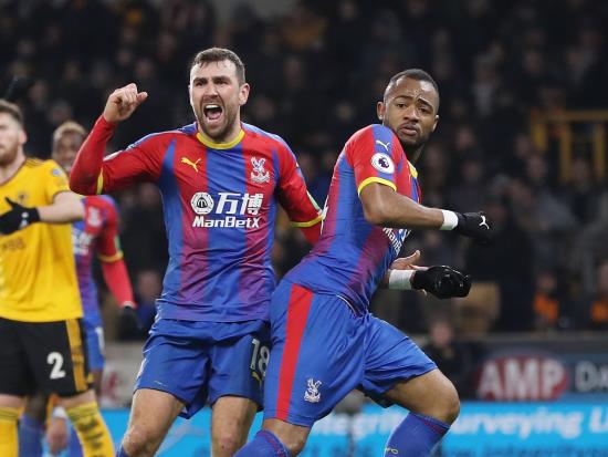 Crystal Palace leave it late to hunt down Wolves
