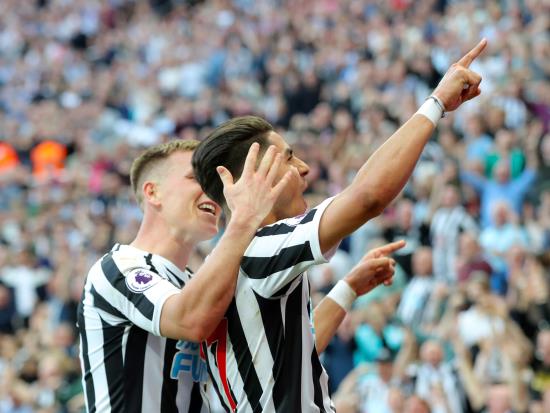 Ayoze Perez hits a hat-trick as Newcastle pass 40-point barrier