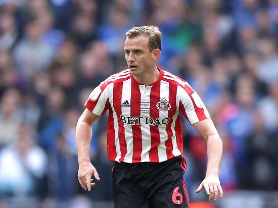 McGeady returns as Sunderland face Portsmouth in play-offs