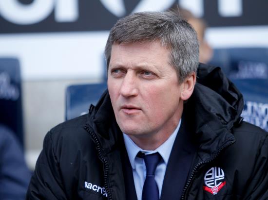 Jimmy Phillips urges lowly Bolton to appoint a new coach as soon as possible