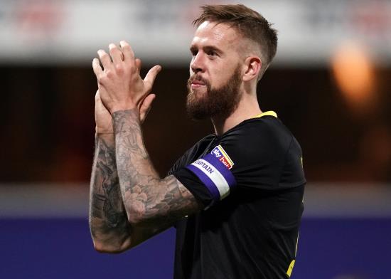 Jansson set to return for Brentford’s Boxing Day clash against Swansea