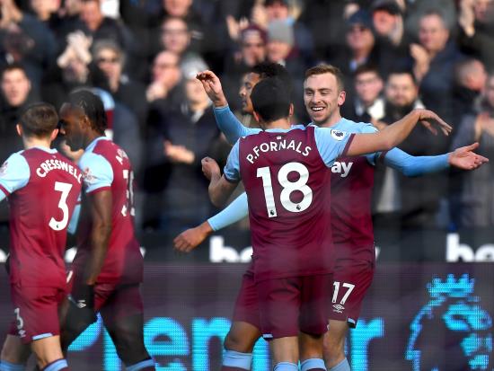 West Ham climb out of relegation zone after beating Southampton