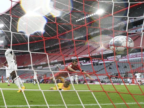 Five-star Bayern Munich restore four-point lead at Bundesliga summit