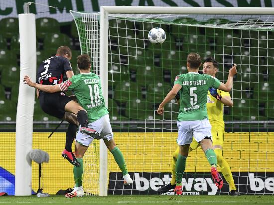 Stefan Ilsanker double downs struggling Bremen
