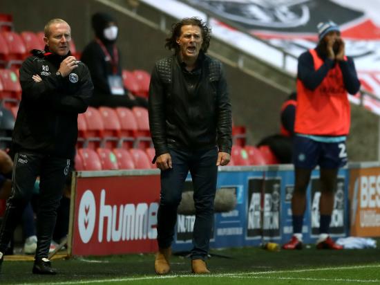 Wycombe boss Ainsworth staying calm despite thumping first-leg win at Fleetwood
