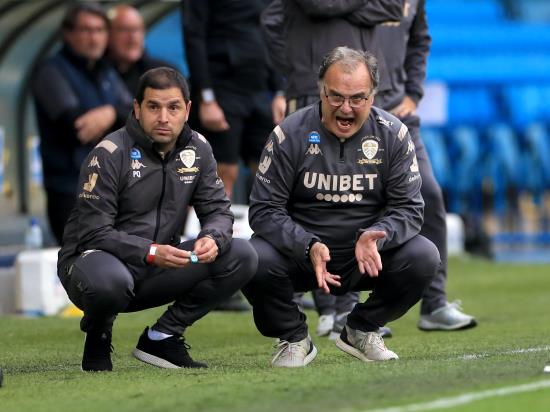 Marcelo Bielsa urges Leeds to keep focus in Championship run-in