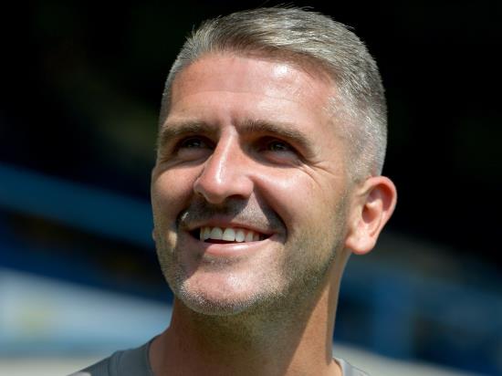 Ryan Lowe hails ‘superb’ Plymouth response to Hull defeat