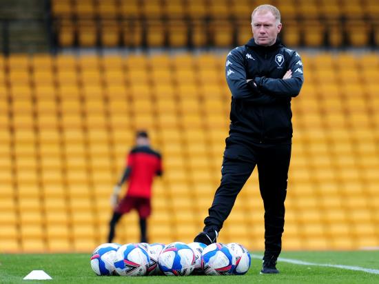 Paul Scholes rules himself out of Salford job after defeat at Port Vale
