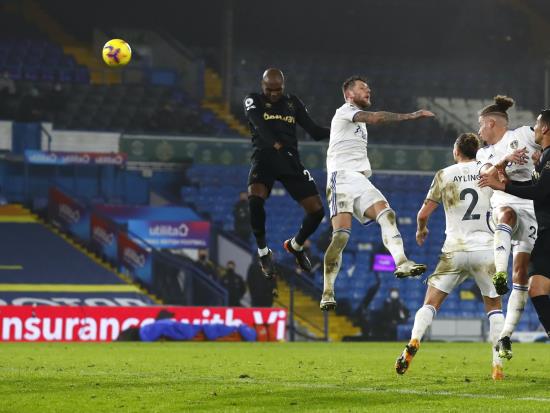 Leeds undone by set-pieces again as West Ham fight back to win on the road