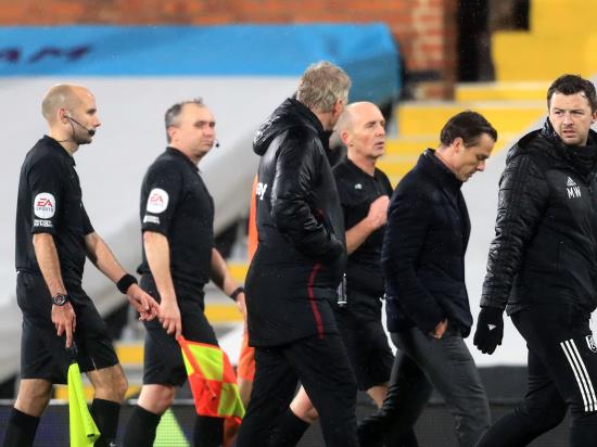 David Moyes ’embarrassed’ for Mike Dean over Tomas Soucek red card decision