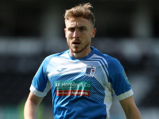Tom Beadling rescues draw for Barrow at Colchester