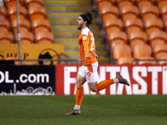 Sunderland suffer blow in promotion bid at Blackpool