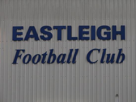 Last-gasp Joe Tomlinson penalty earns Eastleigh crucial win