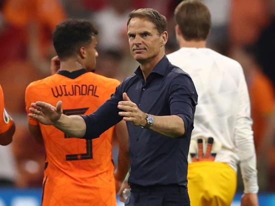 Holland can beat anyone after topping group, says Frank De Boer