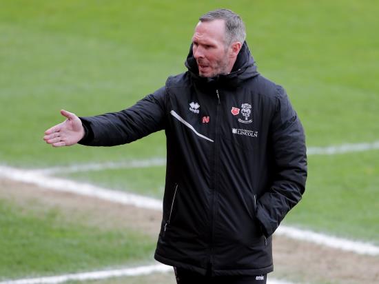 Michael Appleton berates shot-shy forwards after a goalless draw with Doncaster