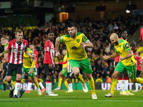 Dean Smith makes winning start as Norwich see off Southampton at Carrow Road