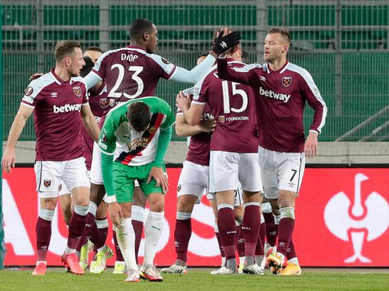 West Ham book place in Europa League last 16 with win at Rapid Vienna