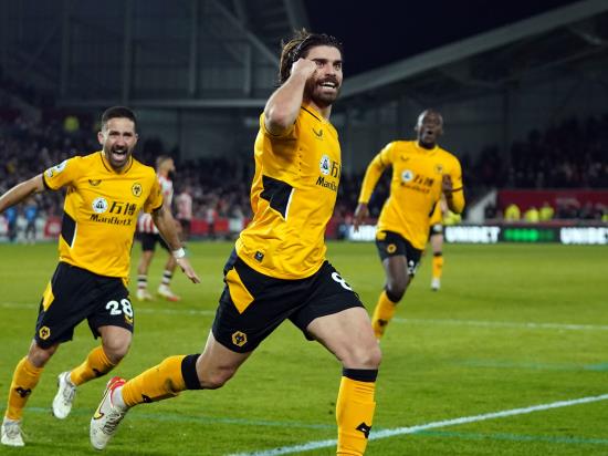 Ruben Neves nets Wolves winner in match dogged by drone and delays at Brentford