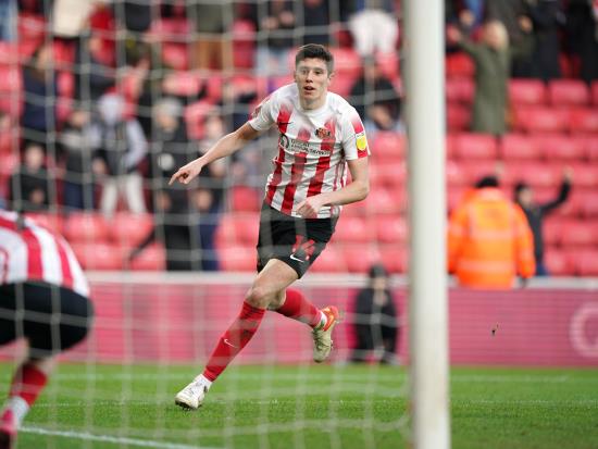 Late Ross Stewart goal rescues a point for Sunderland against Burton
