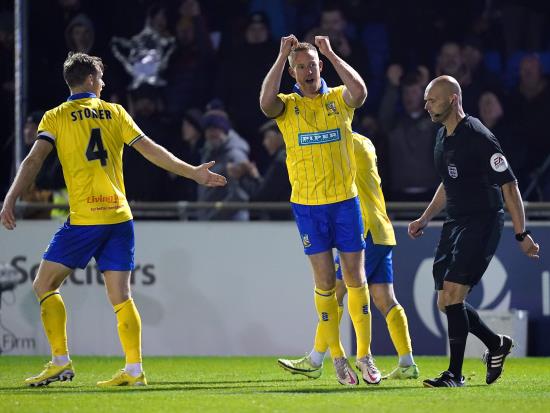Solihull Moors go into the play-offs on a high after fifth straight win