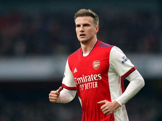 Rob Holding returns from suspension as Arsenal host Everton