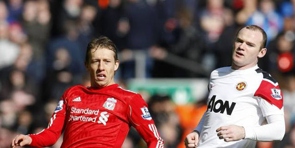 Lucas signs long-term Liverpool deal