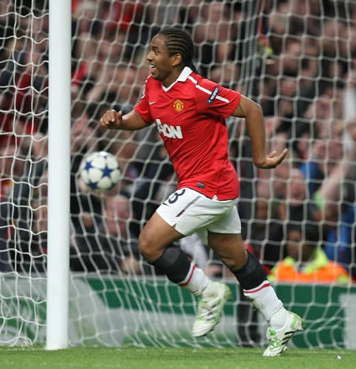 Manchester United 4 Schalke 1 (agg 6-1) - Picture Special