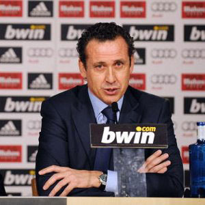 Valdano exits Real in victory for Mourinho