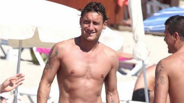 Francesco Totti have a holiday with his sexy wife