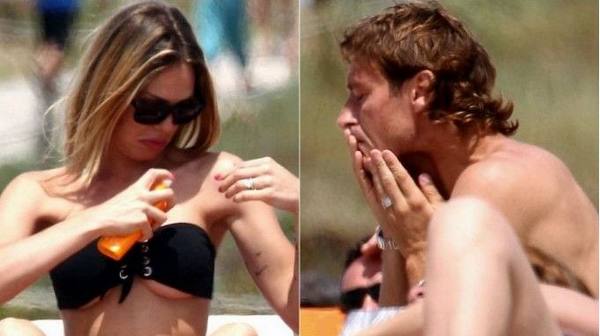 Francesco Totti have a holiday with his sexy wife