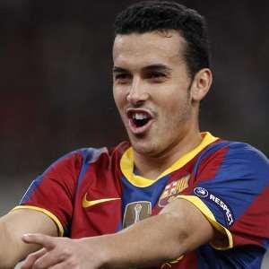 Barca extend contract of winger Pedro