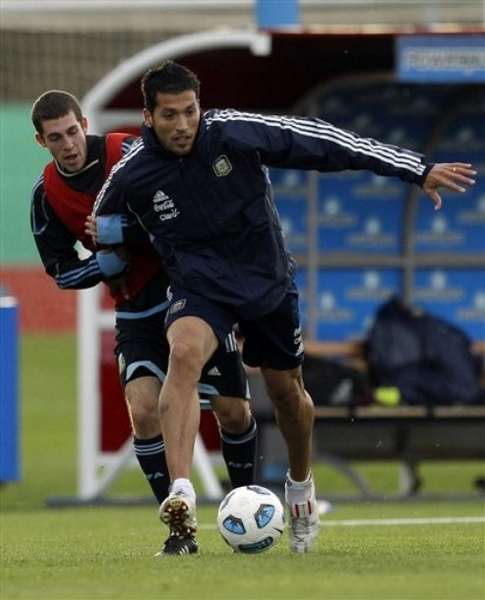 Real Madrid exit looming for Garay