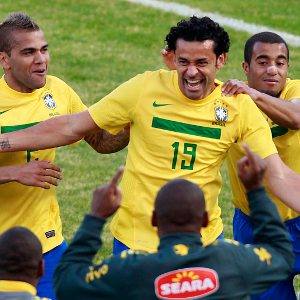 Fred earns Brazil a point vs Paraguay