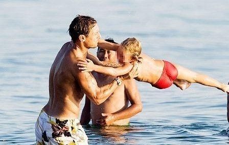 Francesco Totti have holiday in Sabaudia