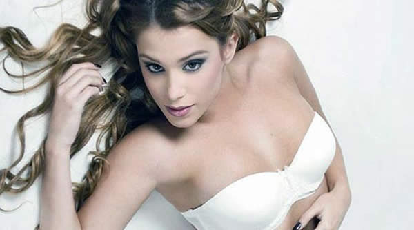 Tamara Campillos, the new girlfriend of Forlan