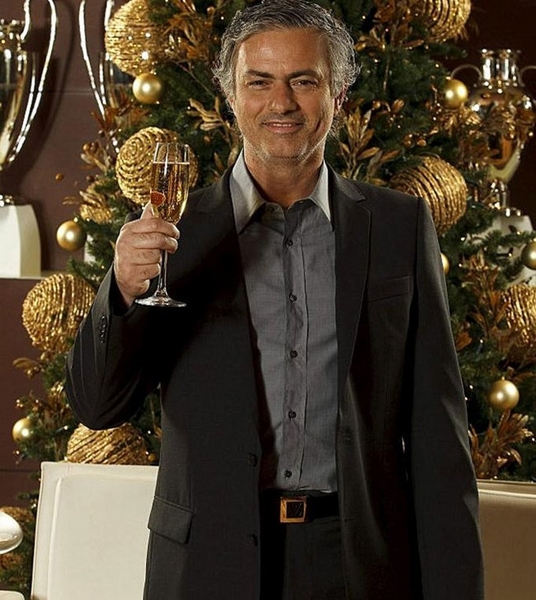 Jose Mourinho celebrated Christmas with 4 captains