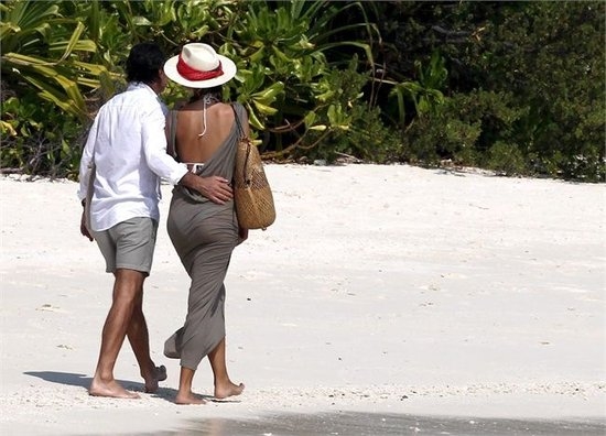 Cesare Prandelli has holiday with her girlfriend