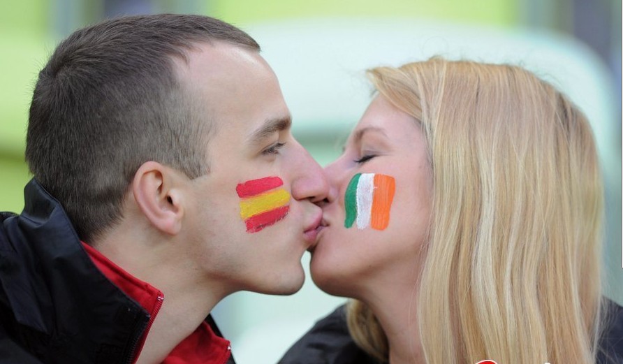 A tender moment for Ireland's fans