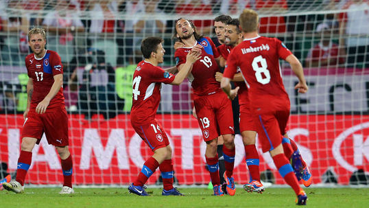 Poland 0 : 1 Czech Republic - Czechs end Polish adventure