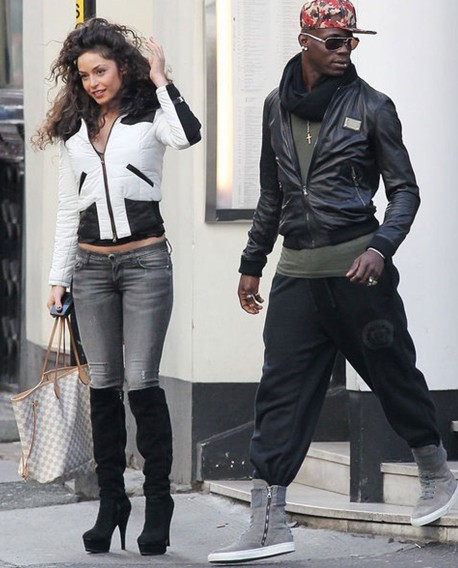 Is possible pregnancy? Mario Balotelli's ex-girlfriend stomach sticks out a little bit