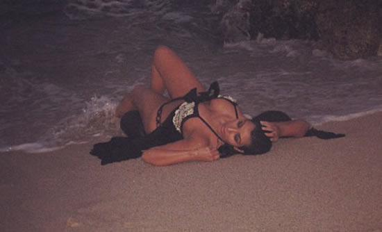 Kim Kardashian's Top 20 hottest ever Twitter pics