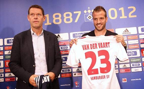 Van der Vaart is the boss, says Hamburg coach Fink