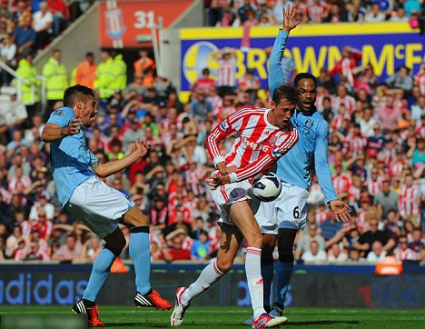 Crouch looking for England recall after being frozen out by Hodgson for Euros