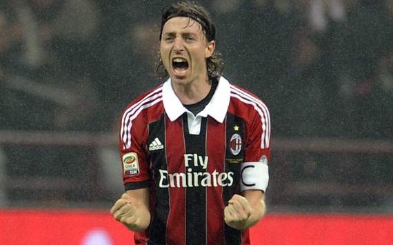 Barcelona are like Spain but we have a chance, says Montolivo