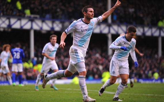Everton 1-2 Chelsea: Lampard double fires Blues back up to third